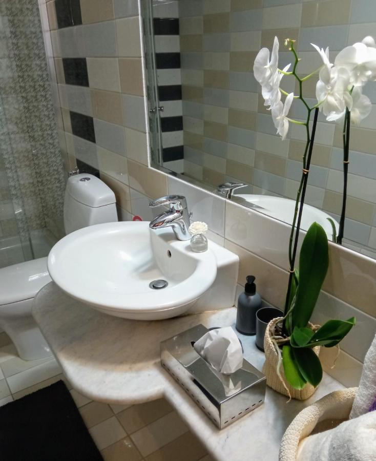 Luxury Apartment With Sea View Near Kallithea Koskinou  Esterno foto
